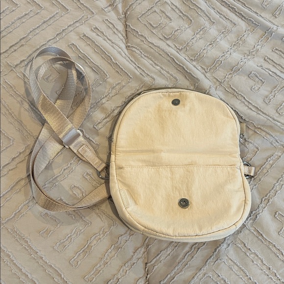 Lululemon All Night Festival Bag 2L - Picture 6 of 7